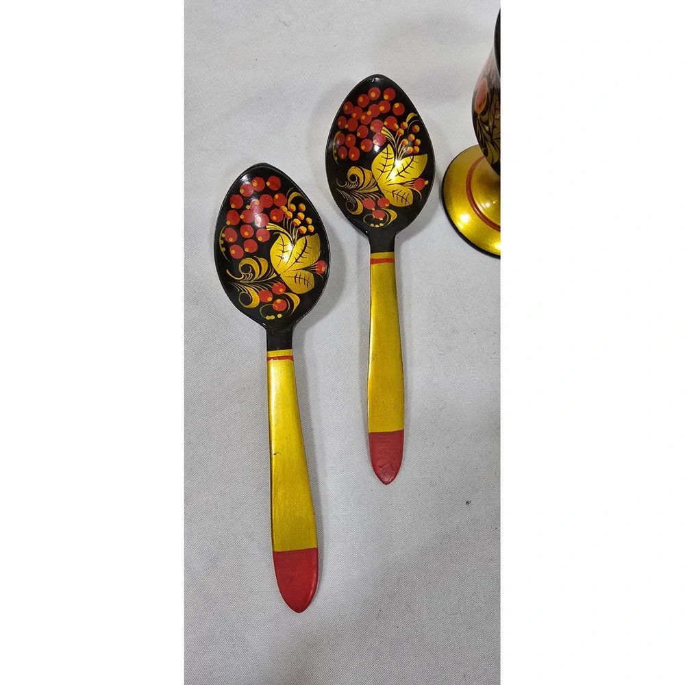 Vtg Russian Khokhloma hand-painted lacquer 2 wooden spoons & 2 lidded‎ container